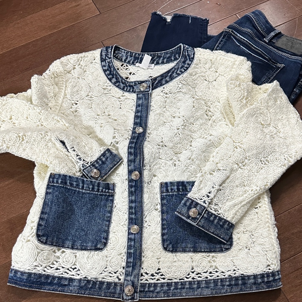 Sz M🇨🇦⭐️NWT Tribal Crochet Lace Denim-Trim Jacket - Picture 5 of 13